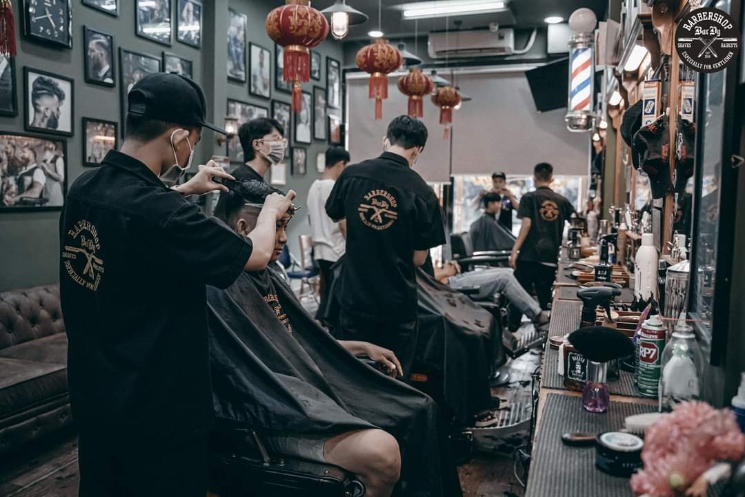 Top 5 Tiệm cắt tóc nam đẹp và chất lượng nhất quận 5 TP HCM  VNTESTBANK