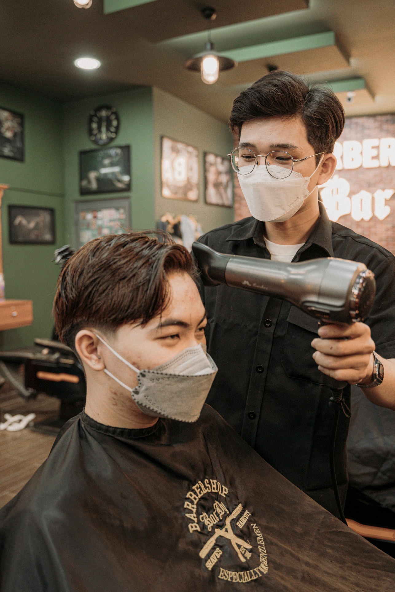 Top Barber Shop Long Biên | Cắt tóc nam đẹp Long Biên