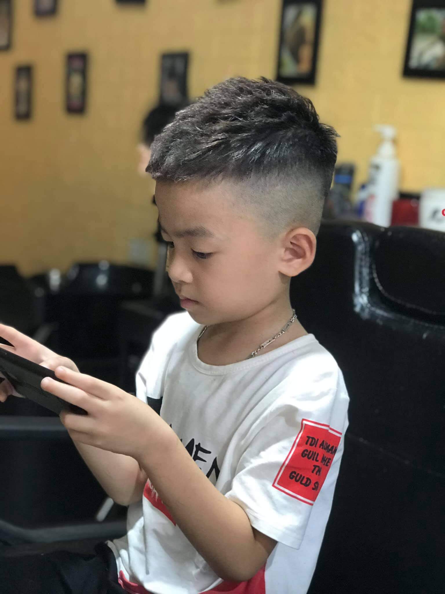 1️⃣【 [Review] Kiểu tóc undercut ngắn cho bé trai – 8 kiểu phù hợp với bé từ  2 đến 6 tuổi 】® Tóc Đẹp AZ
